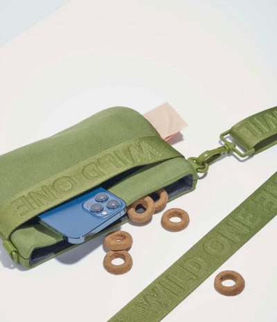 Wild One Treat & Training Pouch Dog